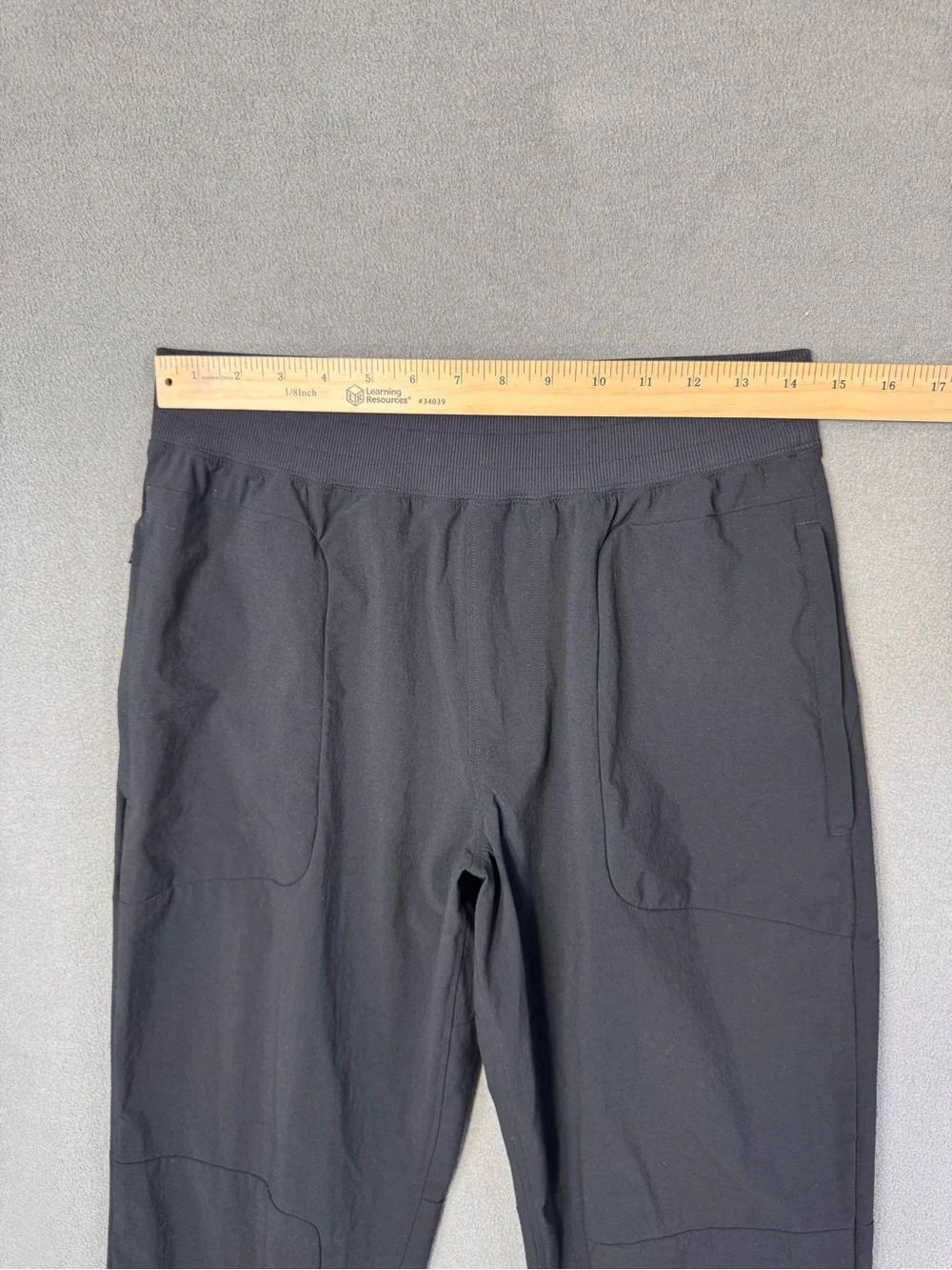 ALO Yoga Co-Op Joggers, Men's Black Performance Track Joggers, Medium